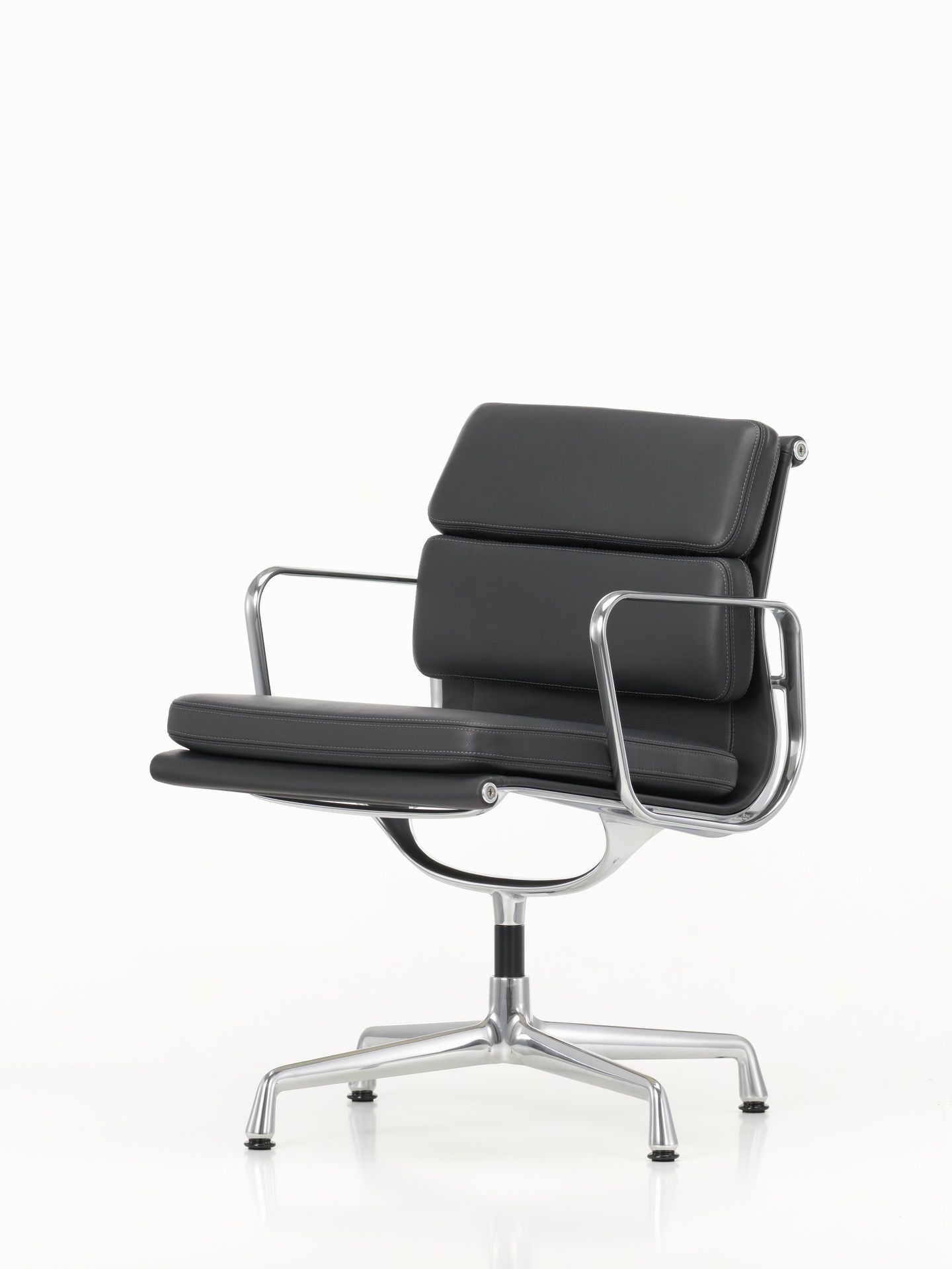 Soft Pad Chair EA207 / EA 207 Sessel Vitra